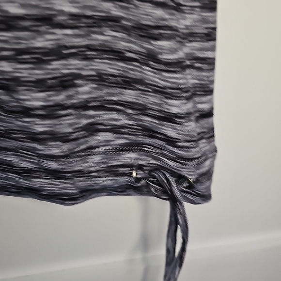 Athleta Fitted Ruched Gray and White Tank Top Size S - Picture 4 of 6